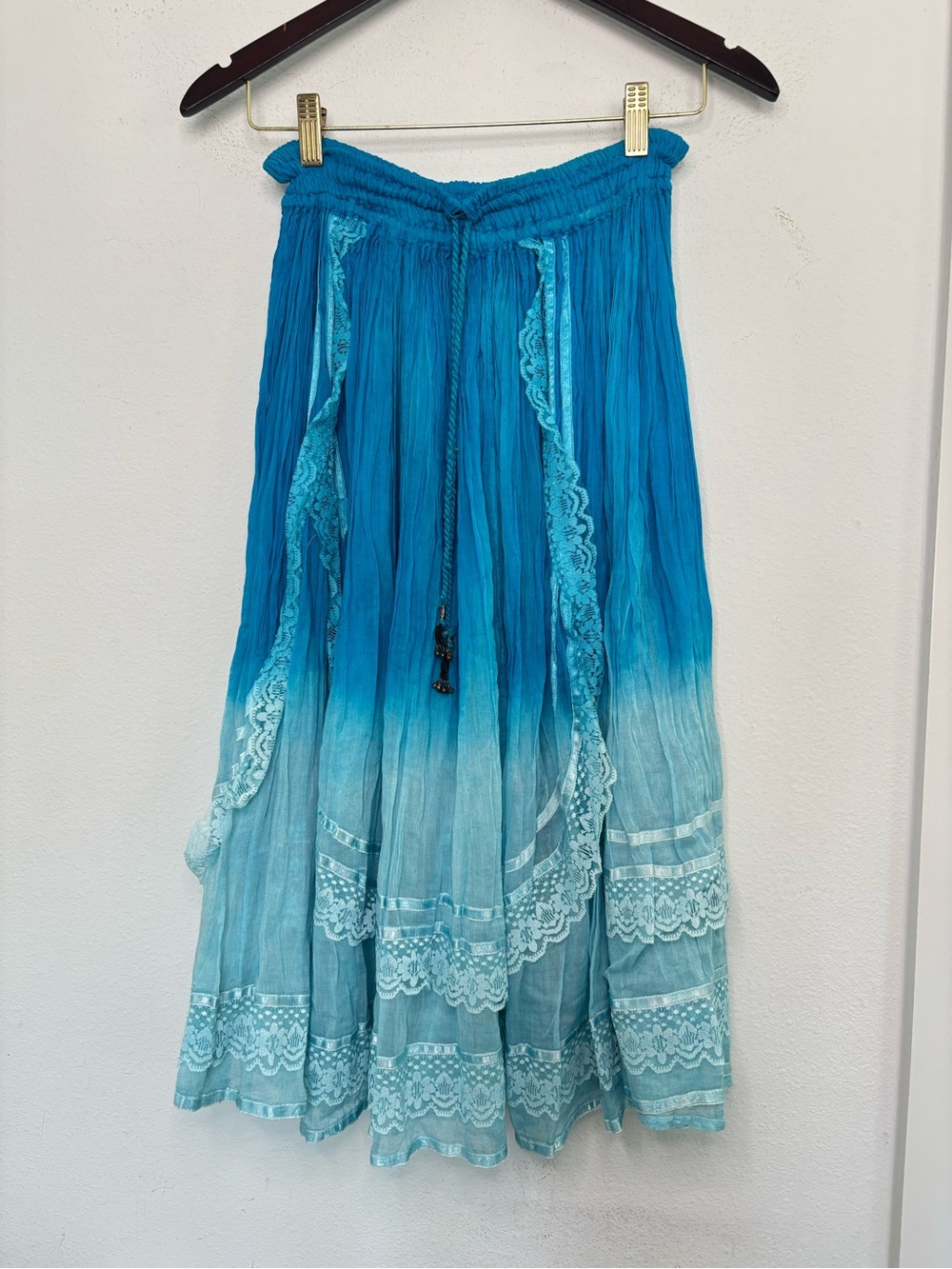 UNBRANDED BRIGHT BLUE OMBRÉ TIE DYE LACE FLOWY MIDI SKIRT SZ SMALL